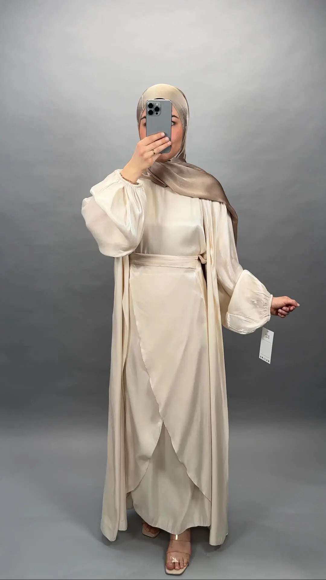 Gabiya Abaya Beige 01