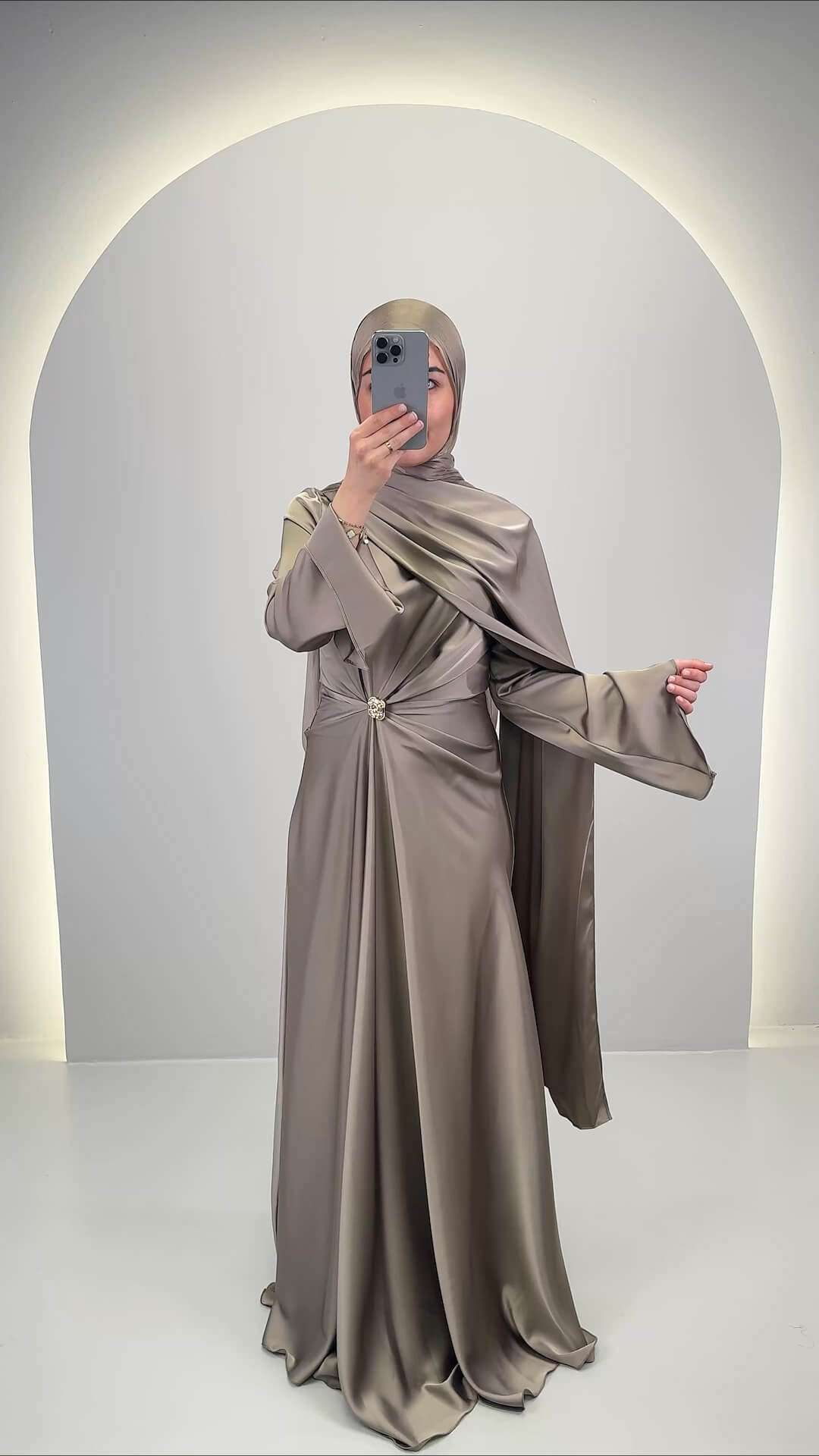 Ilka Abendkleid Gold