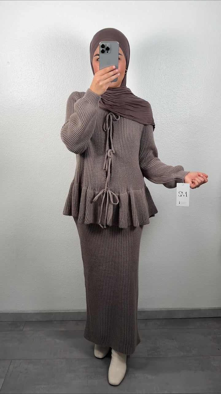 <tc>M</tc>tenue erry taupe