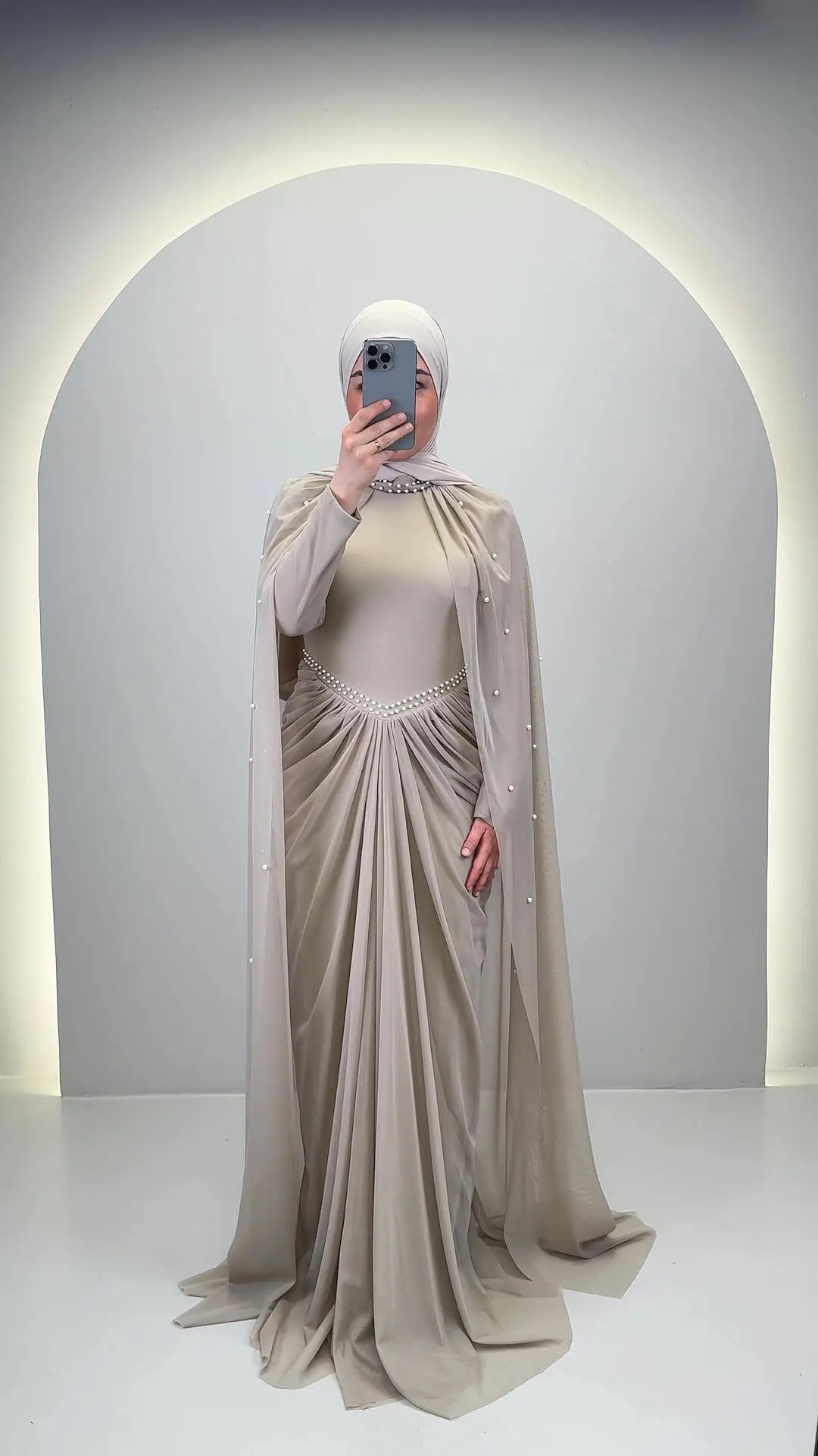 Tiya Abendkleid Beige
