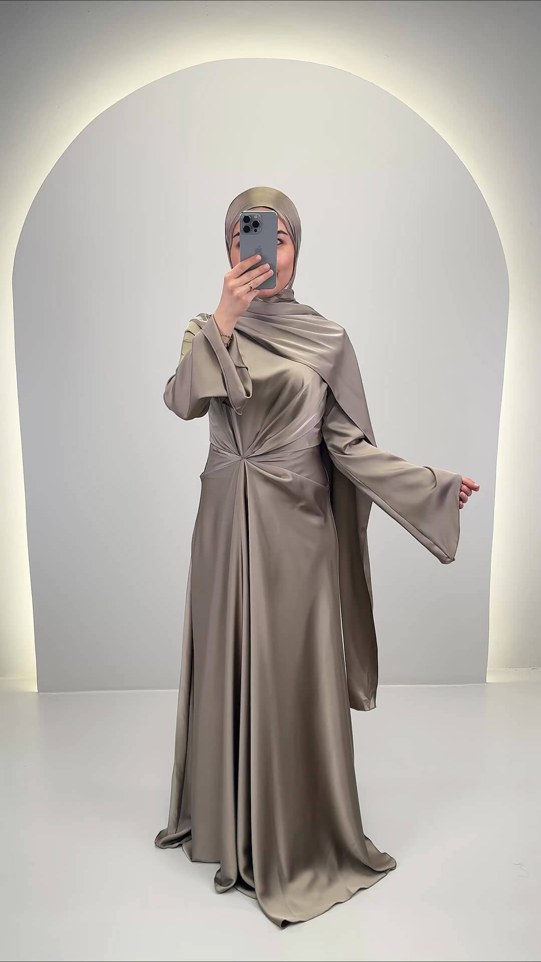 Ilka Abendkleid Gold