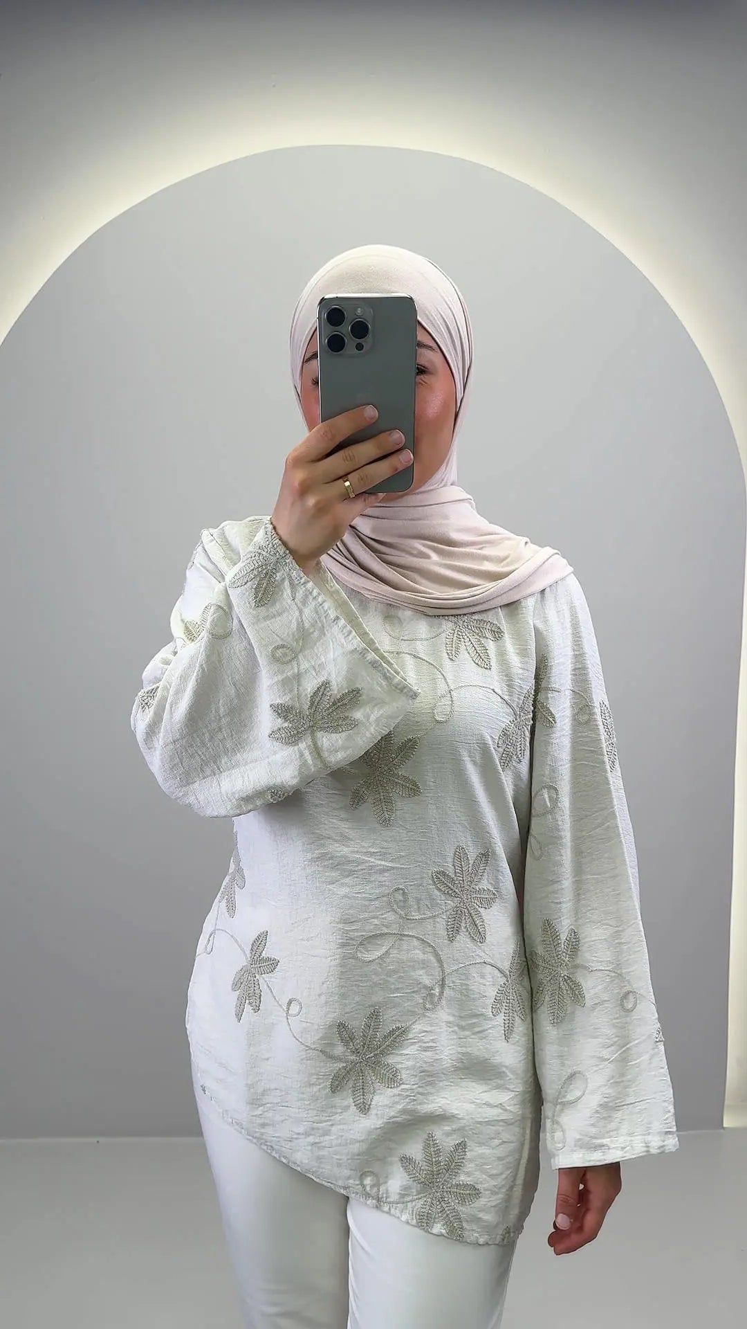 Inaya Top