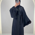 Nesa Abaya Schwarz